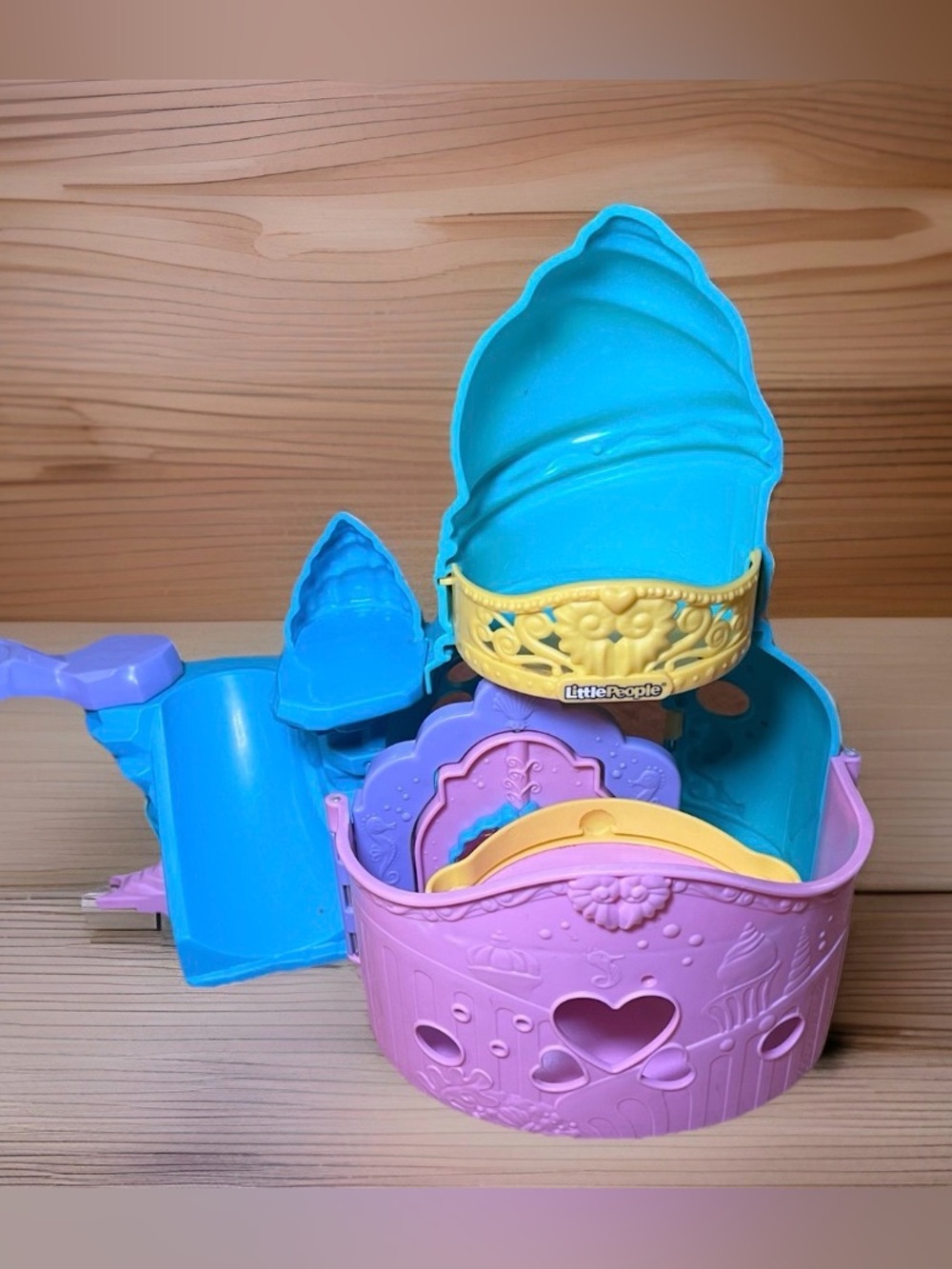 Fisher Price Little People 2012 Little Mermaid Castle Grotto Used Sound Works